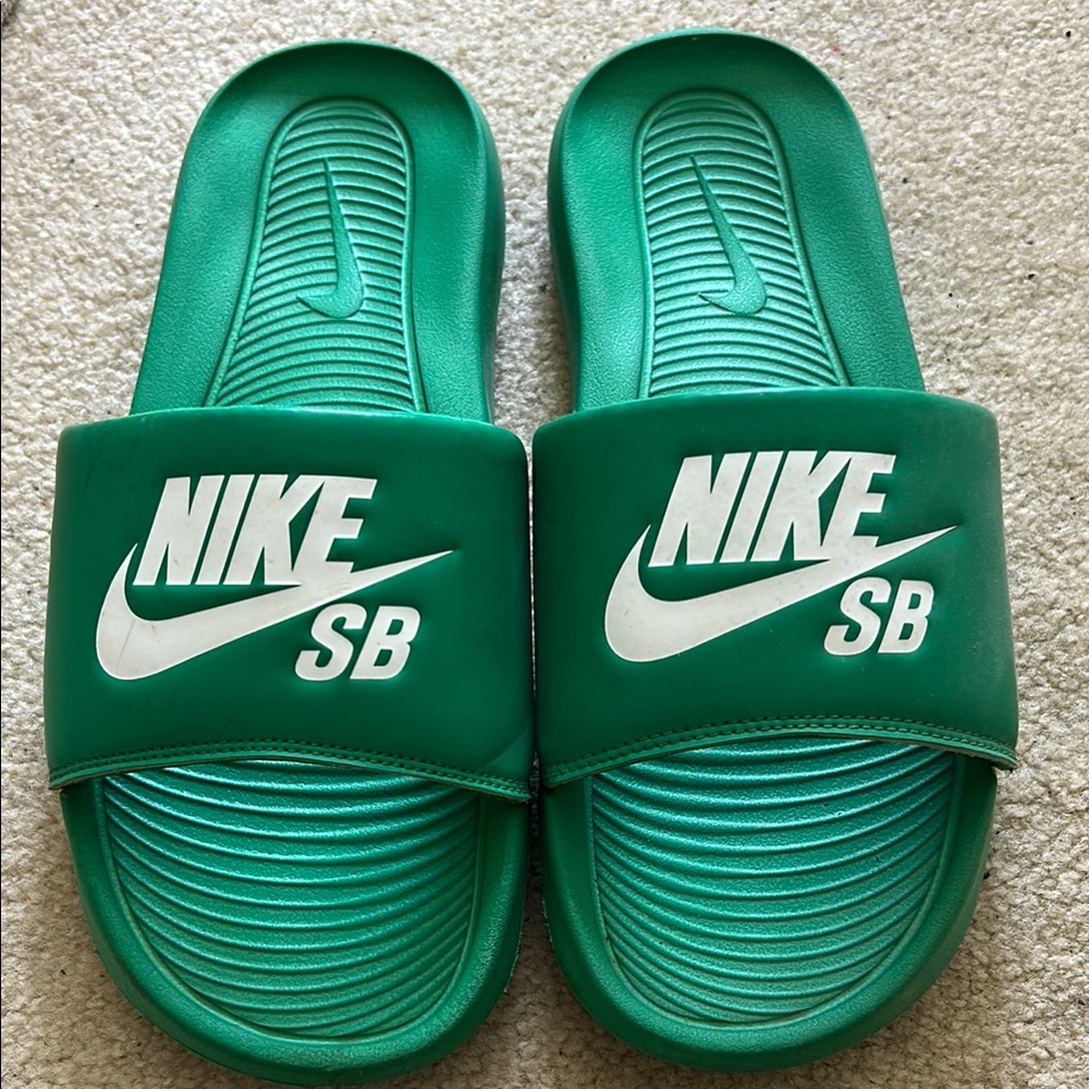 COPY - Nike SB Victori One Slides